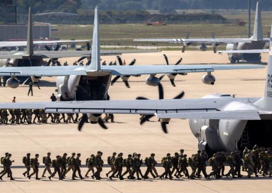 Hundreds of U.S. Troops Pulled from Qatar and Bahrain Amid Iran Threat